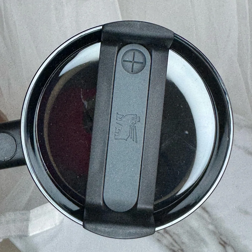 Stanley Black and Gold Hello Kitty Tumbler - Picture 6 of 6